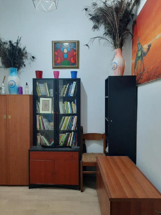 Private Room In A Quiet Apartment In The City Center มิลาน ภายนอก รูปภาพ